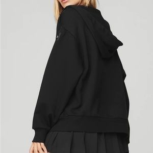 New hoodie from Alo yoga.